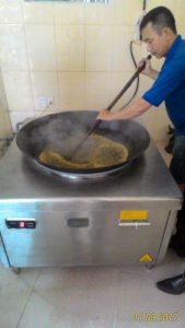 Lắp đặt bếp từ công nghiệp cho tiệm bánh Hoa Sen 90 Lắp đặt bếp từ công nghiệp cho tiệm bánh Hoa Sen 89