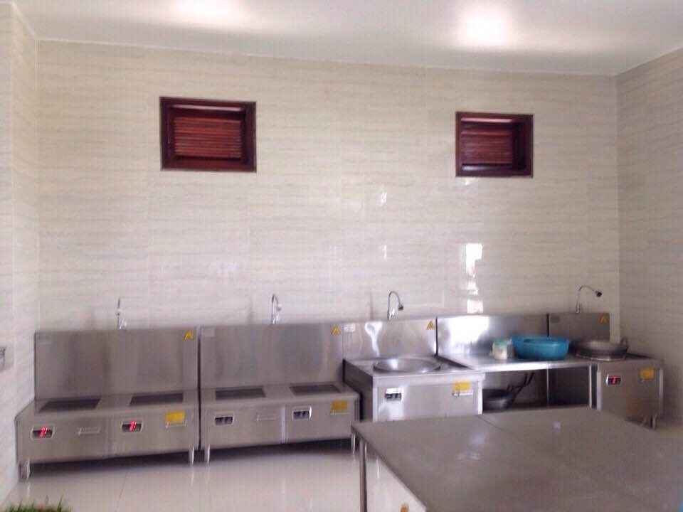 Lắp bếp từ công nghiệp Việt Hàn cho Công ty COLAVI 24 Lắp bếp từ công nghiệp Việt Hàn cho Công ty COLAVI 23