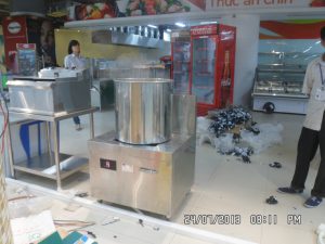 .Lắp đặt bếp từ công nghiệp cho hệ thống bán lẻ Vinmart 74 .Lắp đặt bếp từ công nghiệp cho hệ thống bán lẻ Vinmart 73
