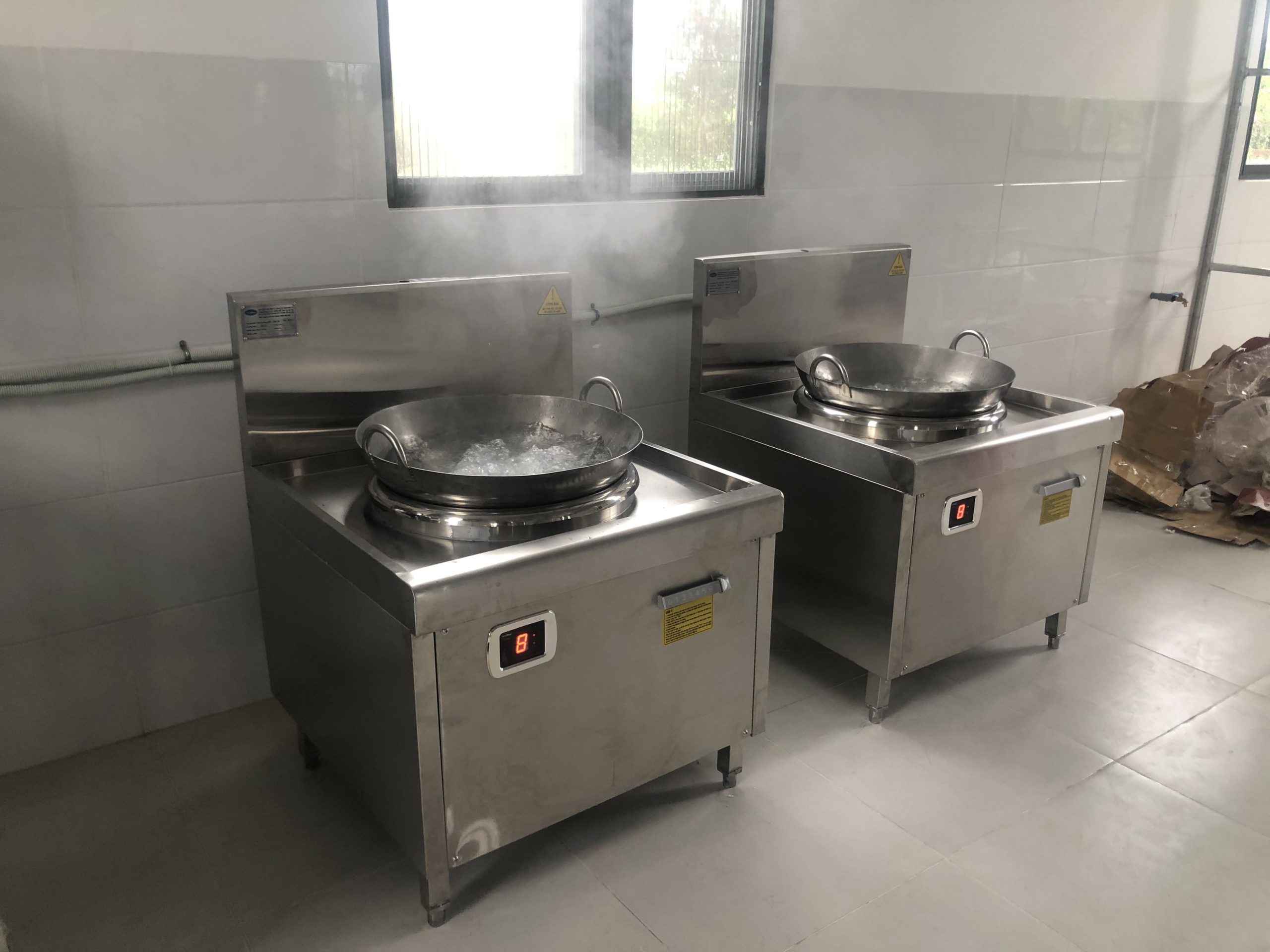 TOP những câu hỏi thường gặp về bếp từ công nghiệp 14 TOP những câu hỏi thường gặp về bếp từ công nghiệp 13