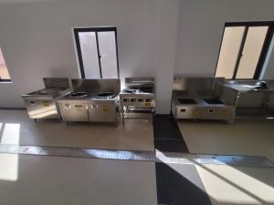 Khu bếp nào nên chọn mua bếp từ công nghiệp? 119