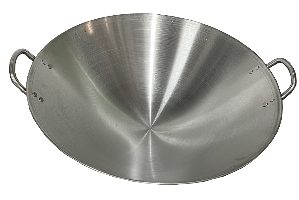 Chảo inox chống dính cho bếp từ công nghiệp: có nên dùng không? 4 chảo inox lõm cho bếp từ công nghiệp mặt lõm