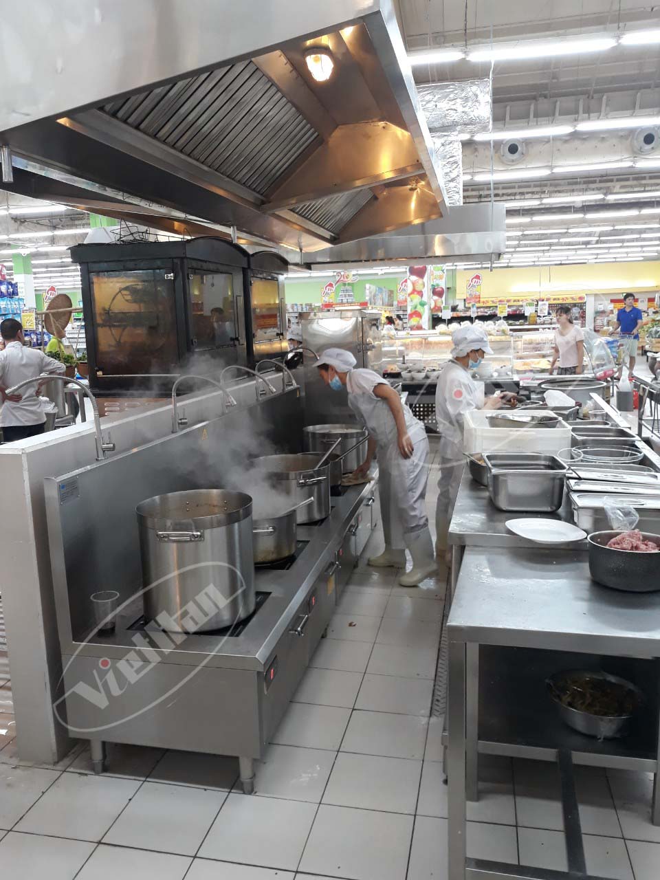 Lắp bếp từ công nghiệp Việt Hàn cho siêu thị BIG C Thăng Long 3 Bếp từ công nghiệp Việt Hàn tại công trình Big C Thăng Long