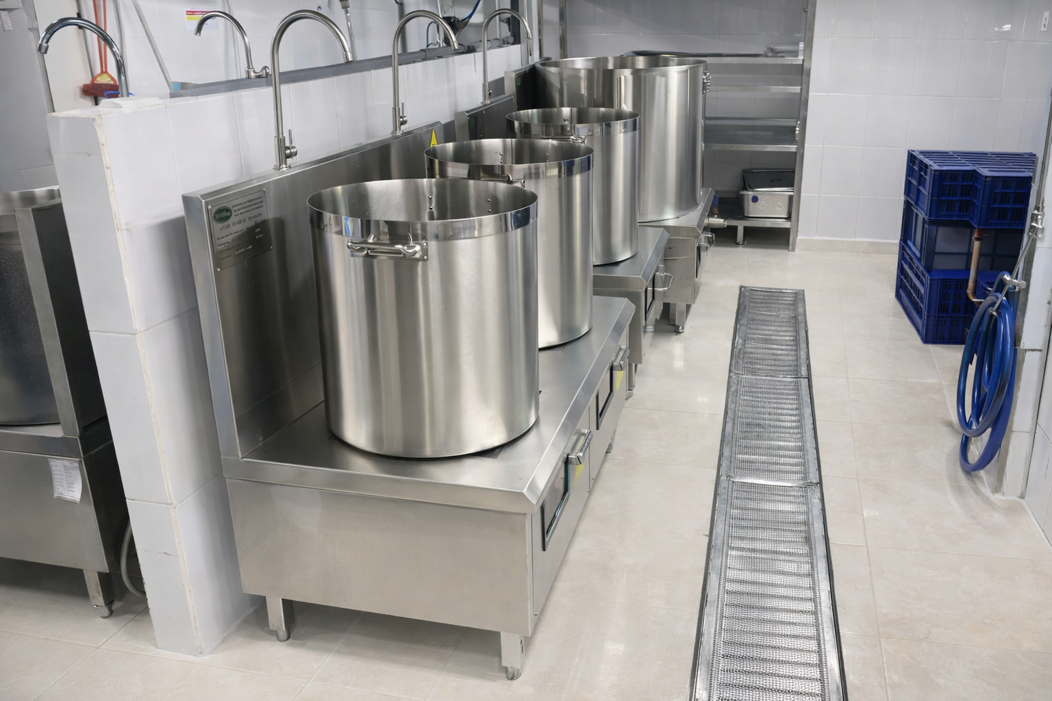 Bếp từ công nghiệp Việt Hàn lắp đặt tại Trường Quốc Tế Việt Úc 3-2 năm 2026