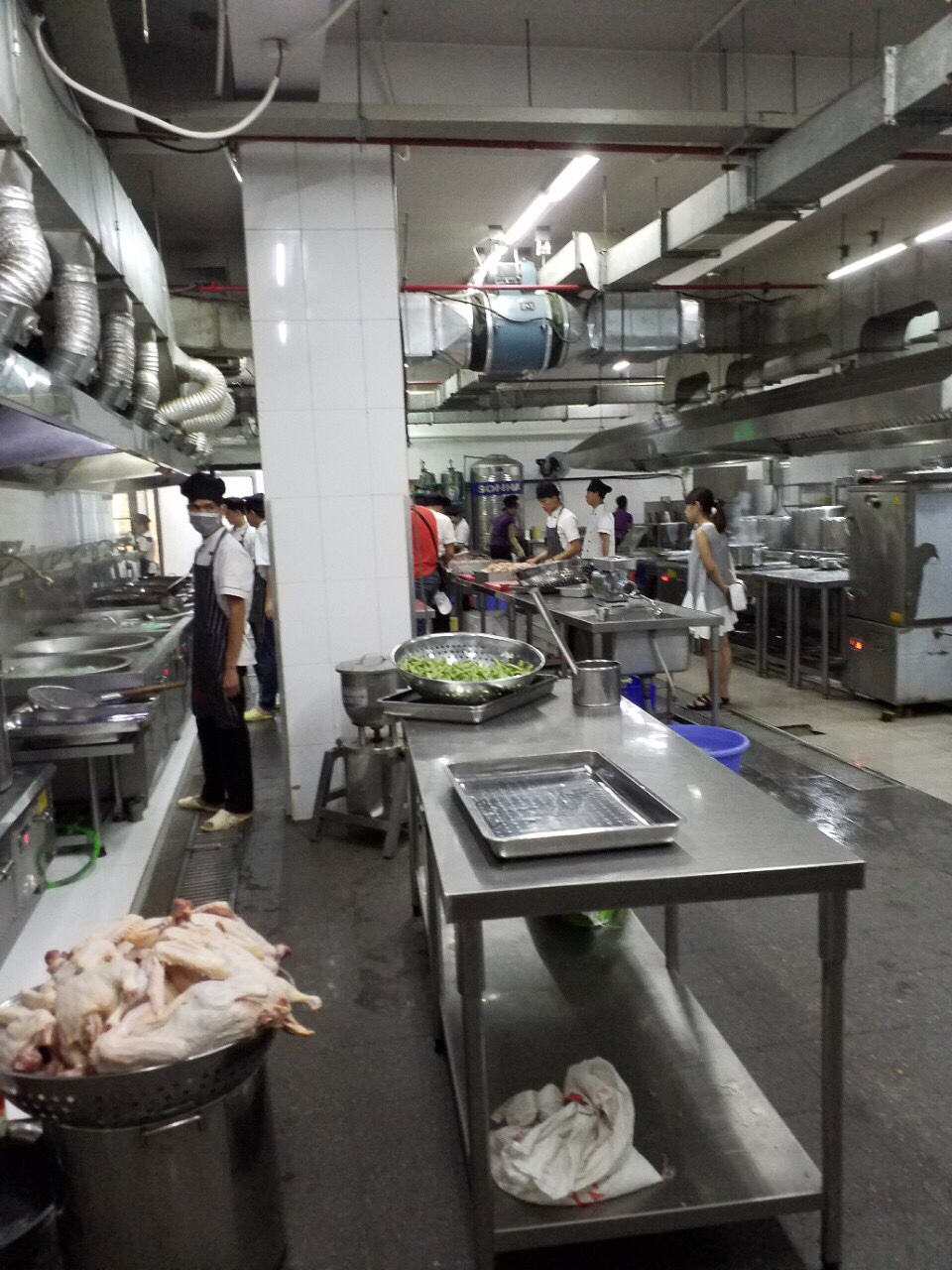Bếp từ công nghiệp Việt Hàn tại công trình Olympia