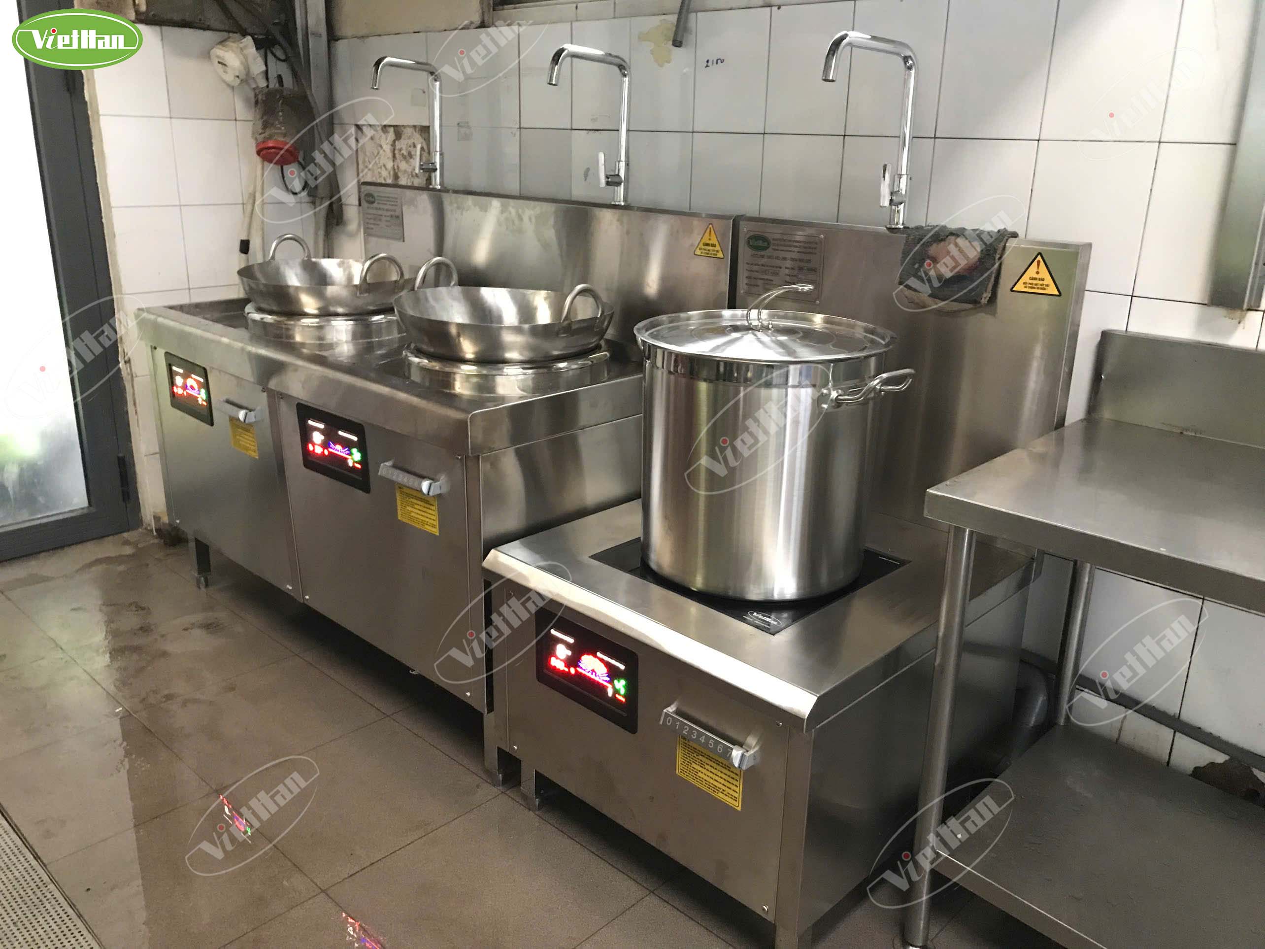 công trình bếp từ công nghiệp Việt Hàn cho khu bếp phục vụ số lượng lớn